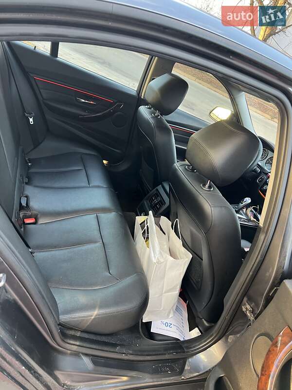 Седан BMW 3 Series 2014 в Киеве