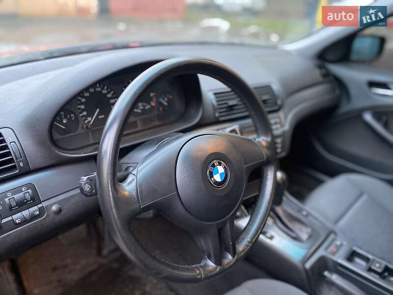 Седан BMW 3 Series 2005 в Полтаві