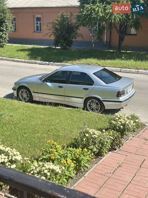 Седан BMW 3 Series 1997 в Сквирі фото 18 Седан BMW 3 Series 1997 в Сквирі