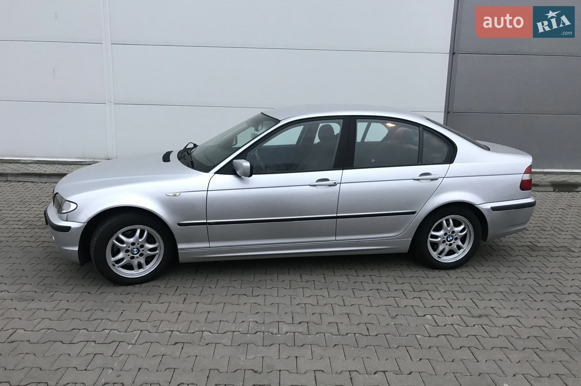 BMW 3 Series 2003 VIN WBAAS71000CJ33522 фото оголошення 6 з 23