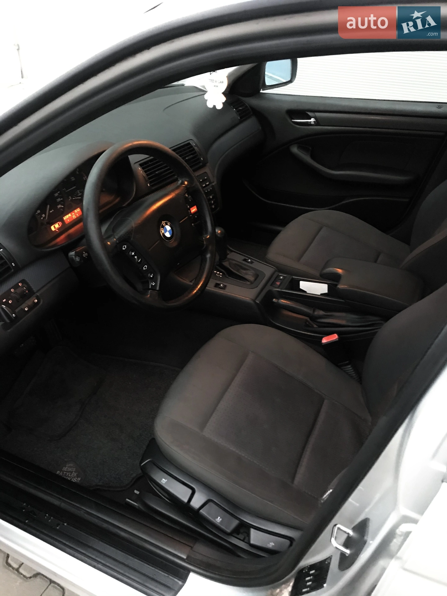 BMW 3 Series 2003 VIN WBAAS71000CJ33522 фото оголошення 18 з 23