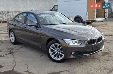Седан BMW 3 Series 2015 в Львове