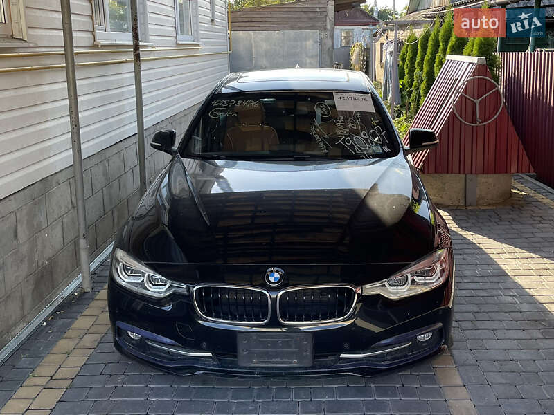 Седан BMW 3 Series 2016 в Киеве