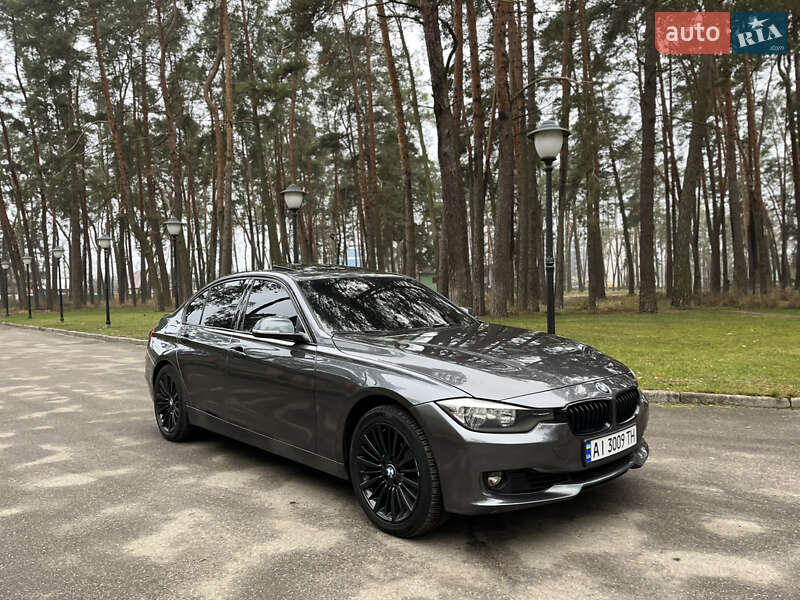Седан BMW 3 Series 2013 в Чернигове
