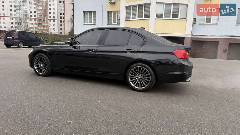 Седан BMW 3 Series 2014 в Києві