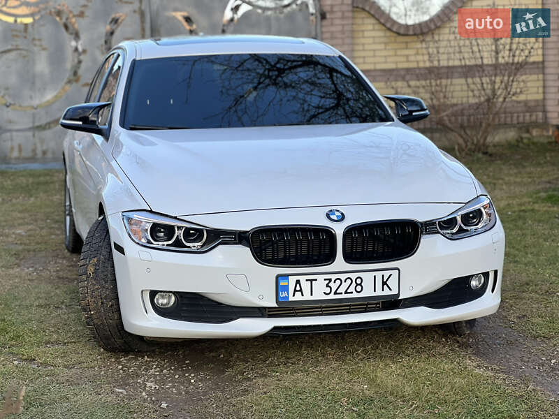 Седан BMW 3 Series 2012 в Богородчанах