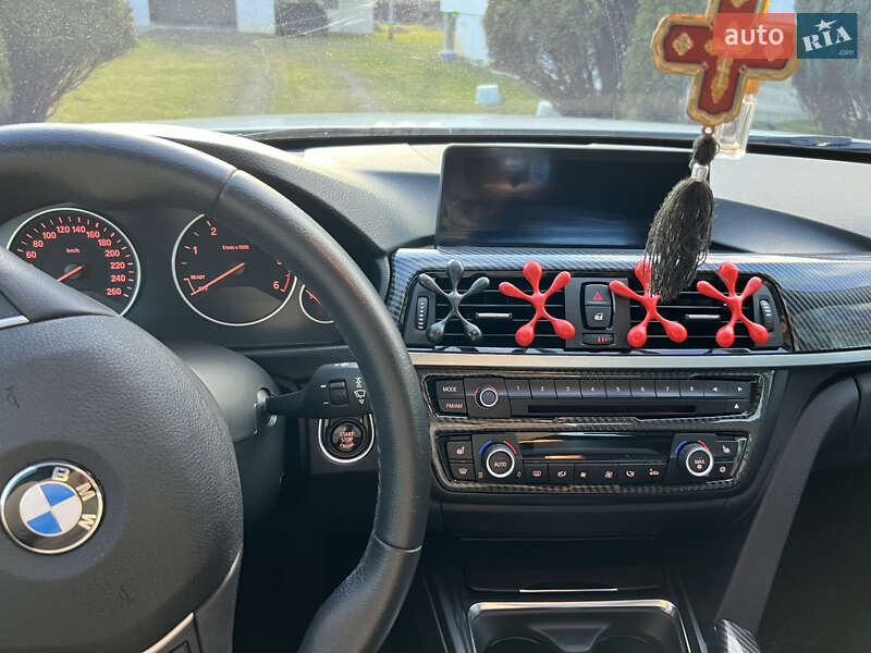 Седан BMW 3 Series 2012 в Богородчанах