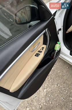 Седан BMW 3 Series 2017 в Кам'янському