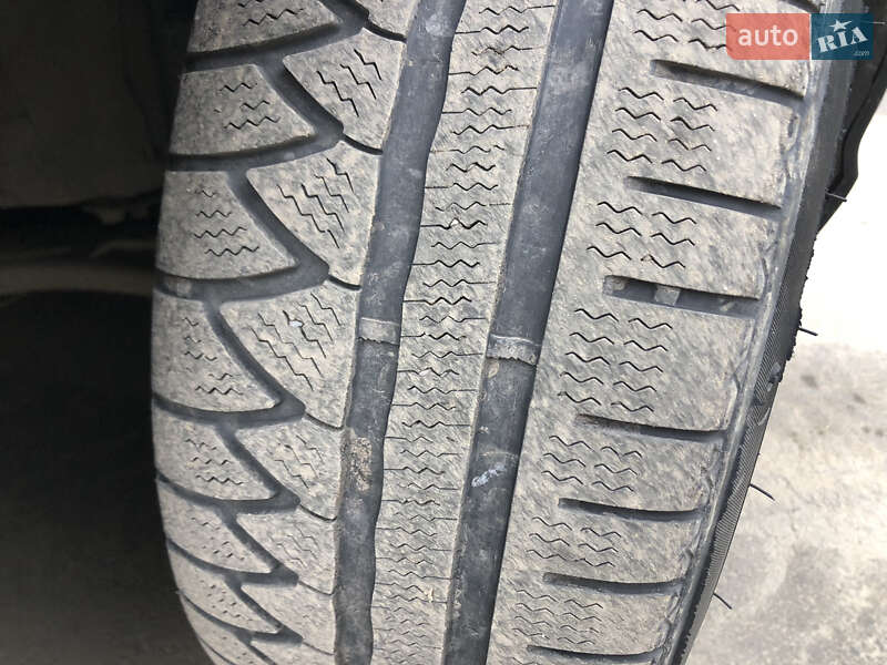 Седан BMW 3 Series 2002 в Івано-Франківську фото 8 Седан BMW 3 Series 2002 в Івано-Франківську