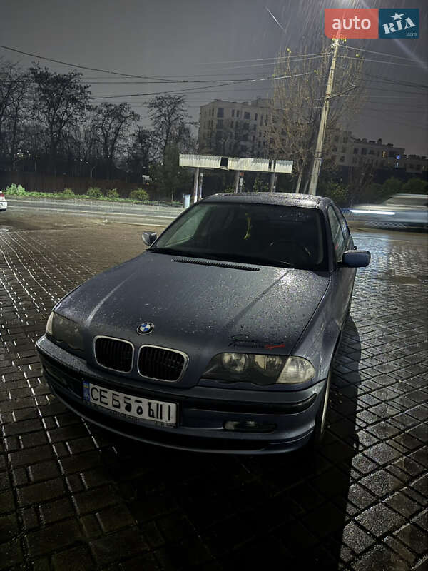 Седан BMW 3 Series 2000 в Черновцах