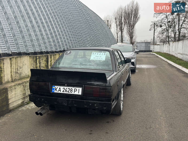 Седан BMW 3 Series 1986 в Києві