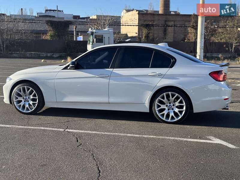 Седан BMW 3 Series 2012 в Іршаві фото 10 Седан BMW 3 Series 2012 в Іршаві