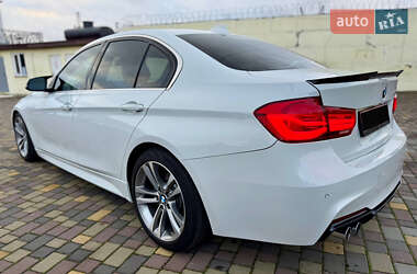 Седан BMW 3 Series 2016 в Дніпрі