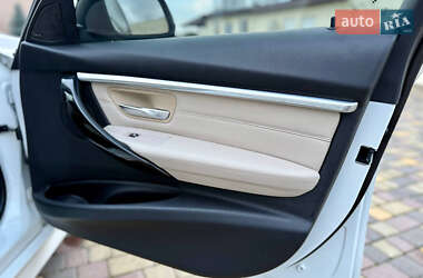 Седан BMW 3 Series 2016 в Дніпрі