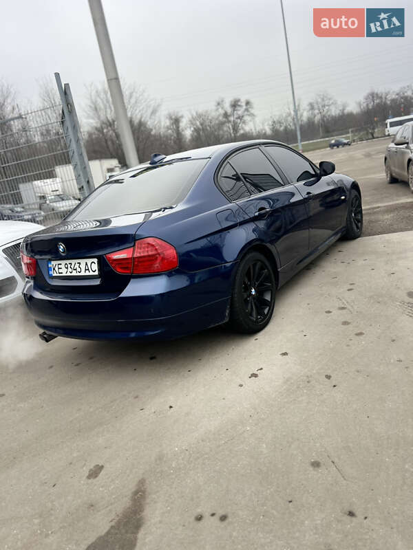 Седан BMW 3 Series 2010 в Запорожье фото 4 Седан BMW 3 Series 2010 в Запорожье