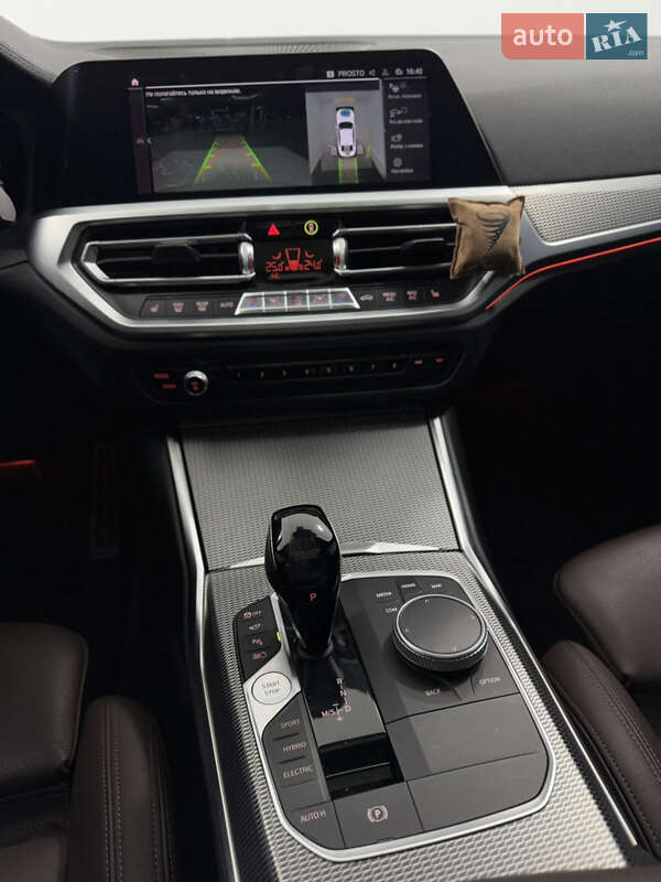 Седан BMW 3 Series 2020 в Одессе