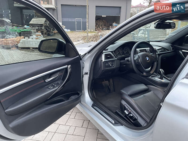 Седан BMW 3 Series 2015 в Львові