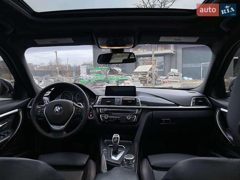 Седан BMW 3 Series 2015 в Львові