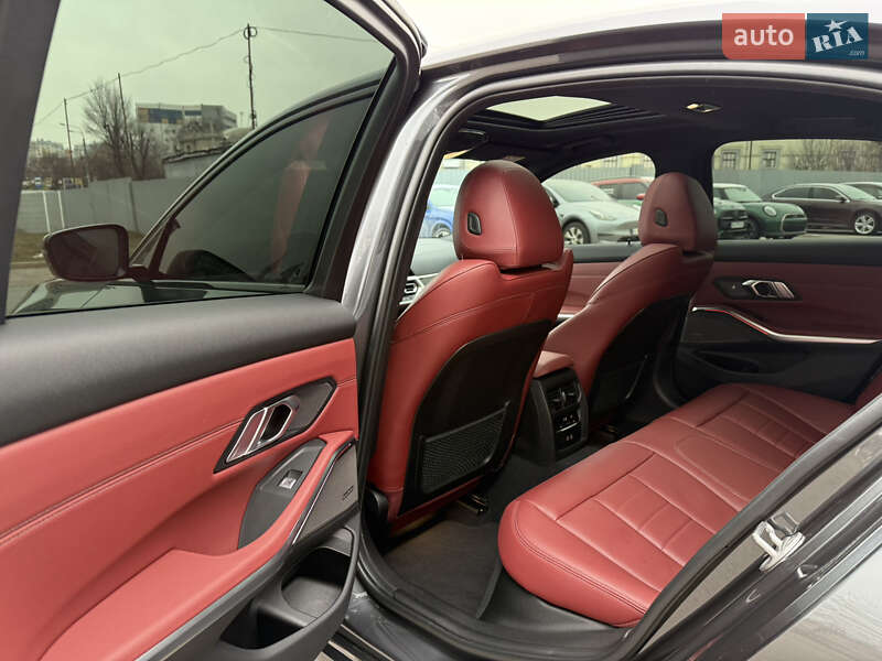 Седан BMW 3 Series 2022 в Харькове