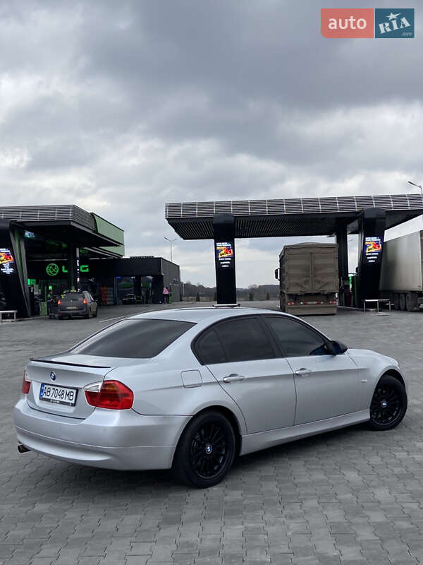 Седан BMW 3 Series 2007 в Виннице
