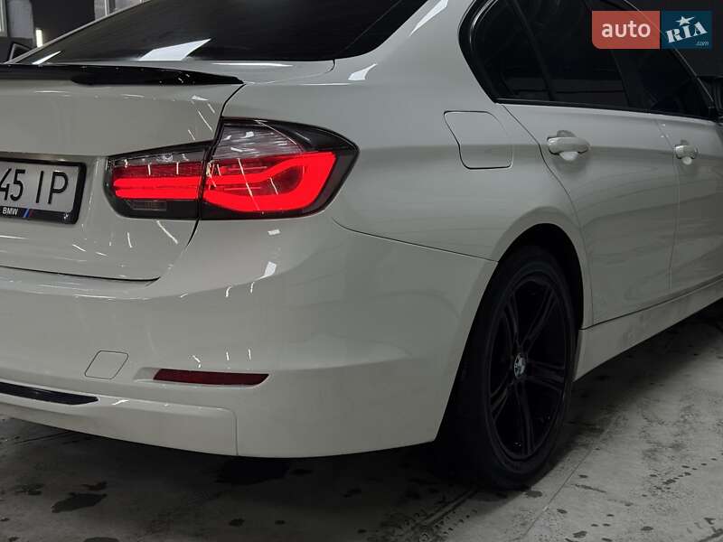 Седан BMW 3 Series 2013 в Ровно фото 8 Седан BMW 3 Series 2013 в Ровно