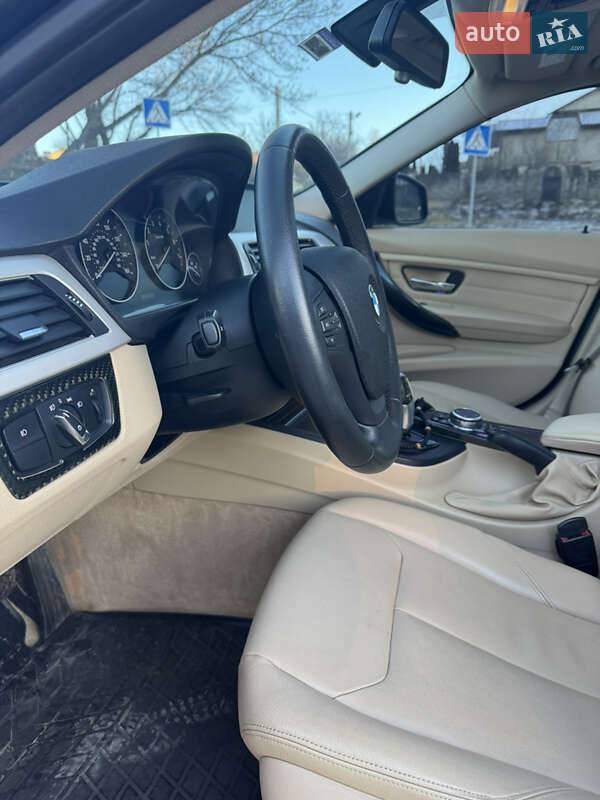 Седан BMW 3 Series 2016 в Виннице фото 21 Седан BMW 3 Series 2016 в Виннице