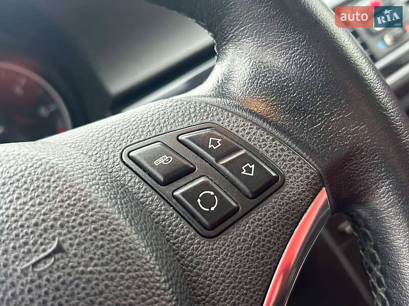 Купе BMW 3 Series 2011 в Одесі