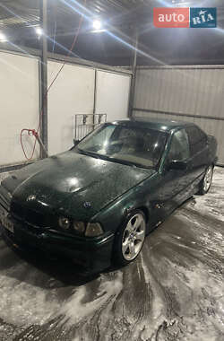 Седан BMW 3 Series 1993 в Броварах