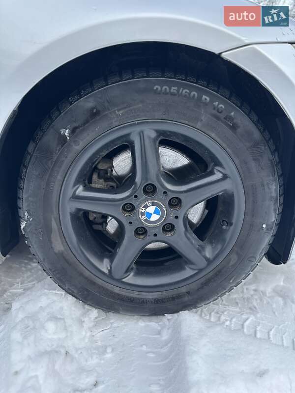 Універсал BMW 3 Series 2008 в Валках