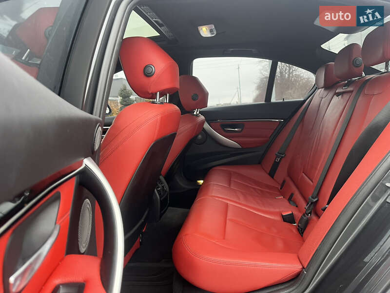 Седан BMW 3 Series 2017 в Стрию