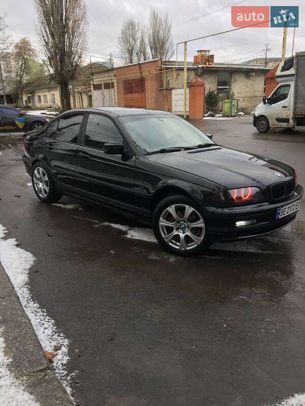 Седан BMW 3 Series 2000 в Николаеве