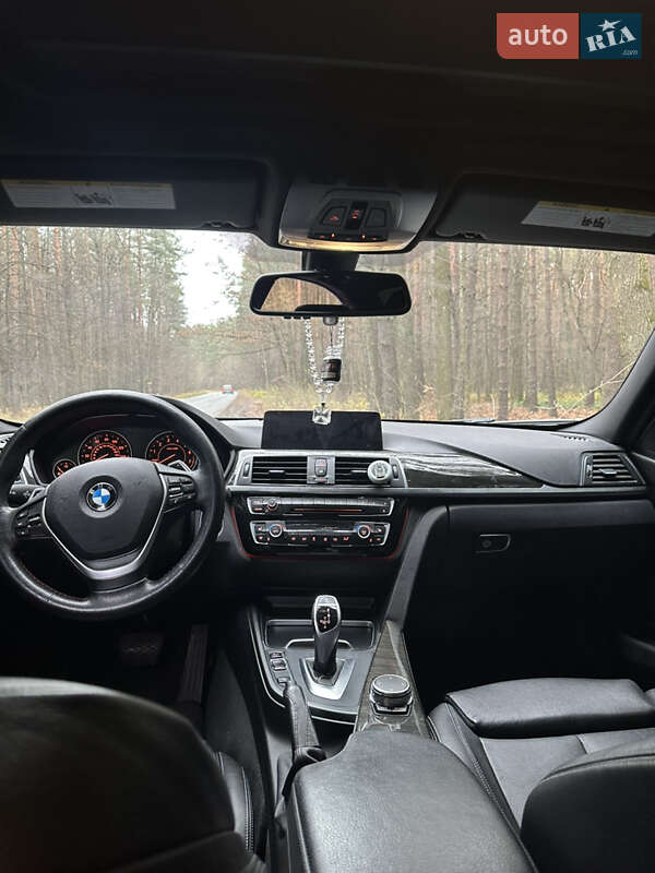 Седан BMW 3 Series 2016 в Житомирі