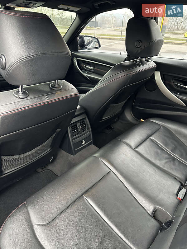 Седан BMW 3 Series 2014 в Києві