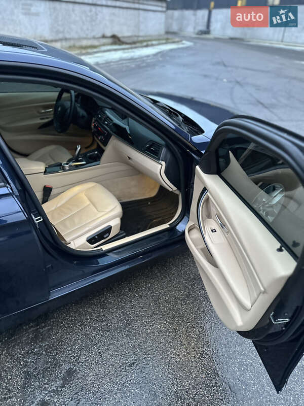 Седан BMW 3 Series 2012 в Киеве