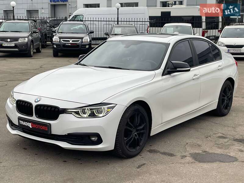Седан BMW 3 Series 2017 в Киеве