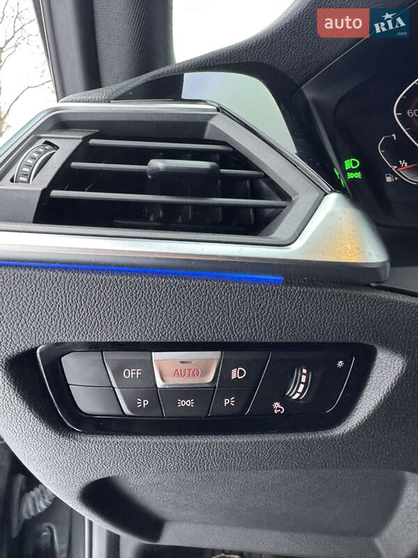 Седан BMW 3 Series 2022 в Киеве фото 43 Седан BMW 3 Series 2022 в Киеве