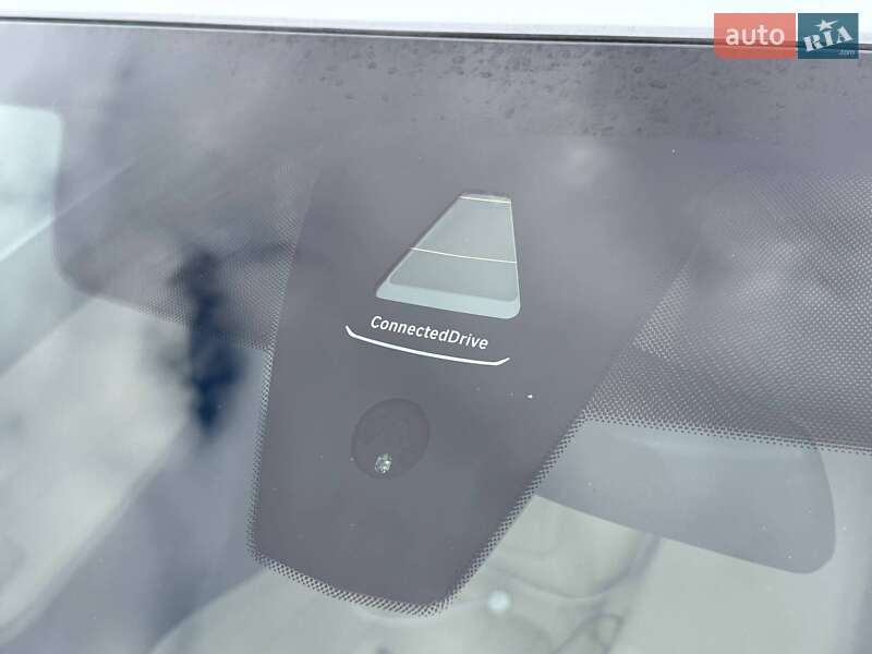 Седан BMW 3 Series 2020 в Києві