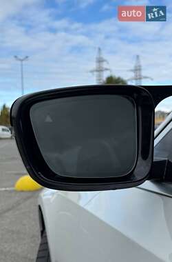 Седан BMW 3 Series 2020 в Києві