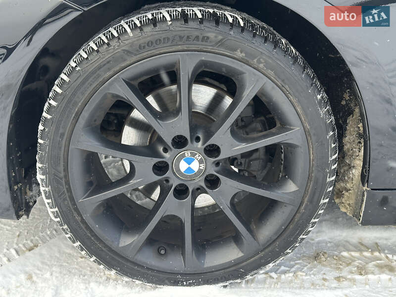 Седан BMW 3 Series 2013 в Львове