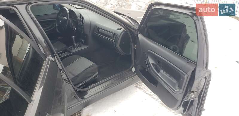 Седан BMW 3 Series 1995 в Киеве фото 12 Седан BMW 3 Series 1995 в Киеве