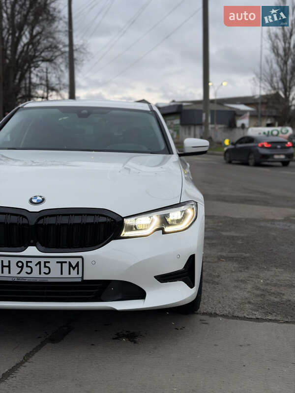 Седан BMW 3 Series 2020 в Одесі