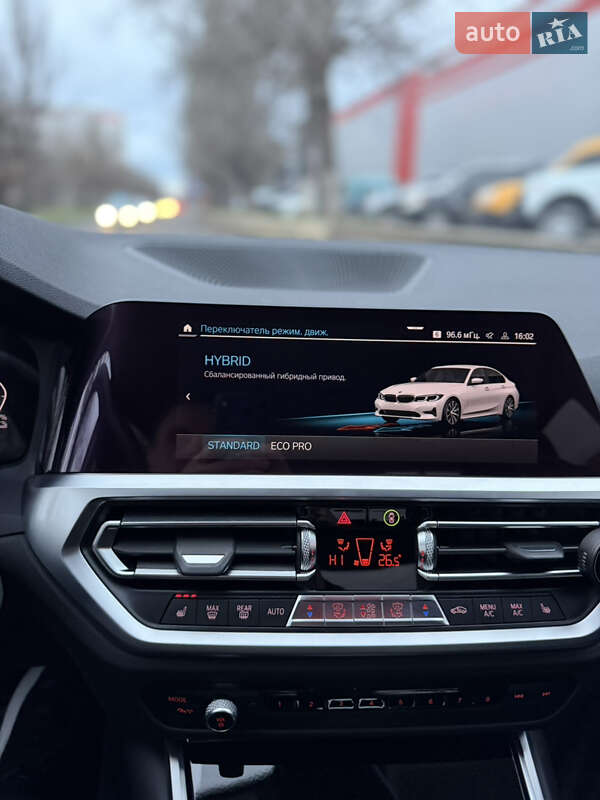 Седан BMW 3 Series 2020 в Одесі