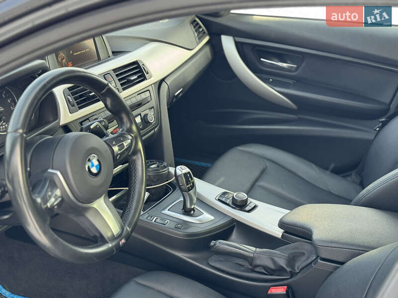 Седан BMW 3 Series 2015 в Рівному