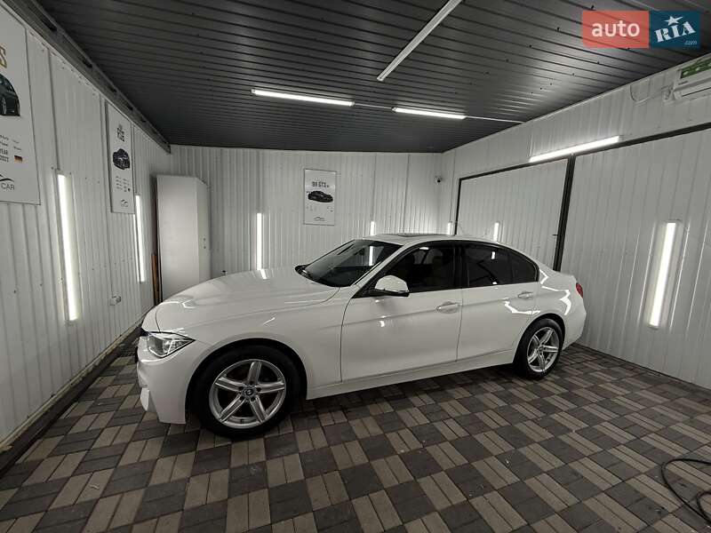 Седан BMW 3 Series 2015 в Хмельницком фото 8 Седан BMW 3 Series 2015 в Хмельницком