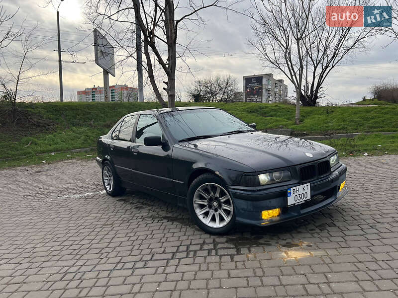 Седан BMW 3 Series 1994 в Одессе фото 5 Седан BMW 3 Series 1994 в Одессе