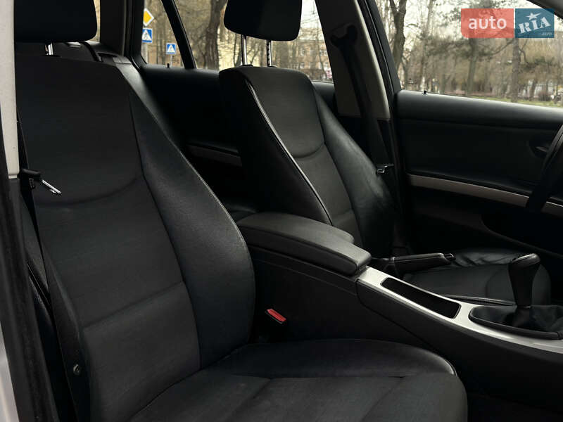 Універсал BMW 3 Series 2006 в Миколаєві