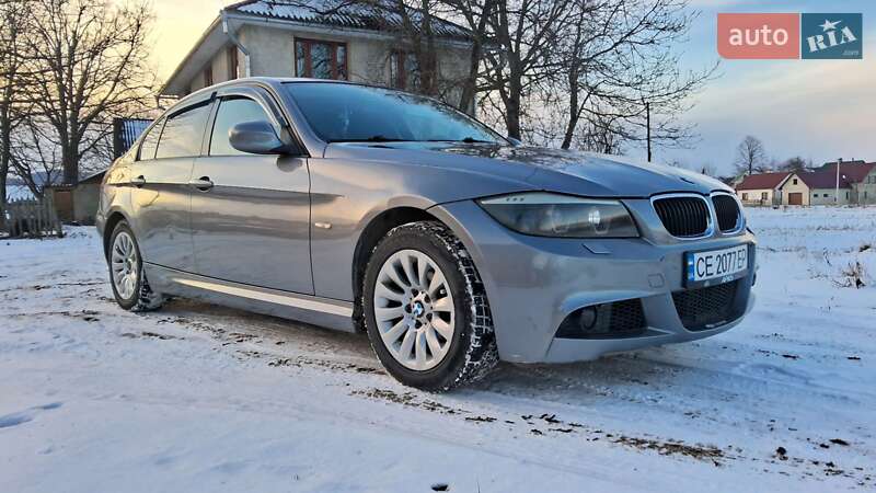 Седан BMW 3 Series 2009 в Черновцах