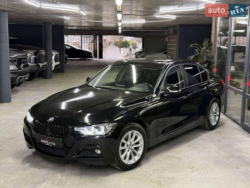 Седан BMW 3 Series 2013 в Одесі