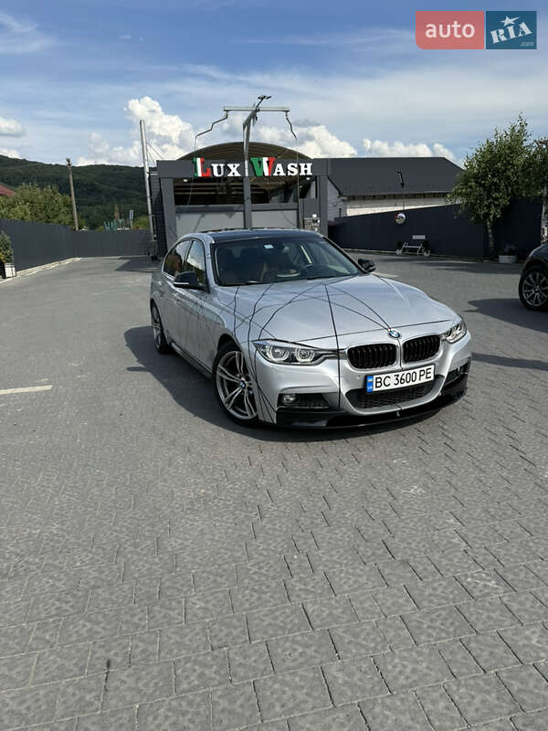 Седан BMW 3 Series 2014 в Ужгороді