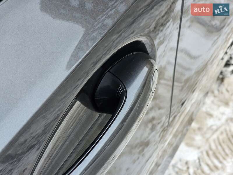 Седан BMW 3 Series 2020 в Киеве фото 10 Седан BMW 3 Series 2020 в Киеве